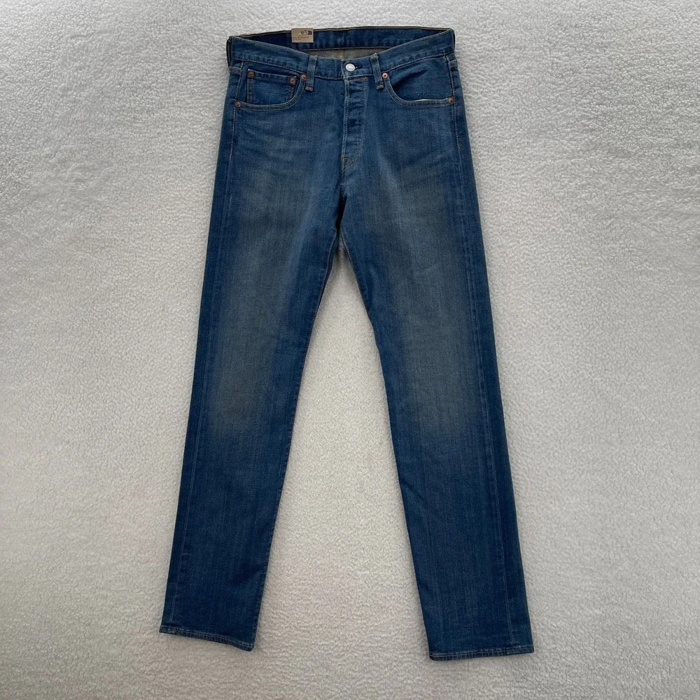 Levis 501 Jeans Mens 31x36 Blue Original Straight Button Fly Medium Wash Denim